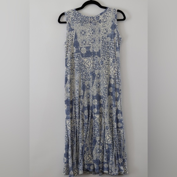 Ruby rd. Mid length blue and white sand dollar dress - Picture 6 of 8